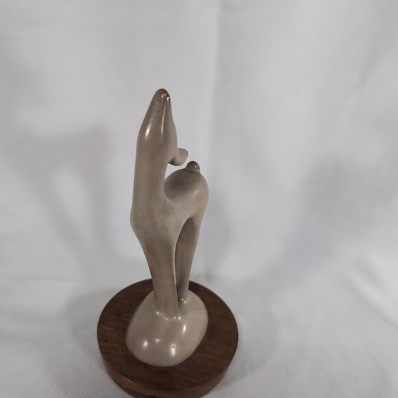 Herta Wildlife Series Canadian Solid Walnut Deer Figure Statue Doe Wood Ceramic - Picture 9 of 12